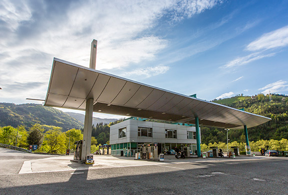 Legorreta Service station